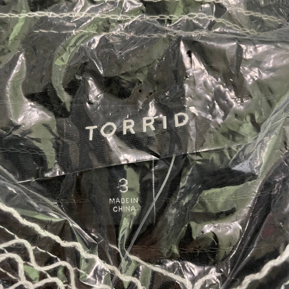Torrid NWT Babydoll Crinkle Gauze Embroidered Tiered Top Black White Size 3X - Picture 6 of 7